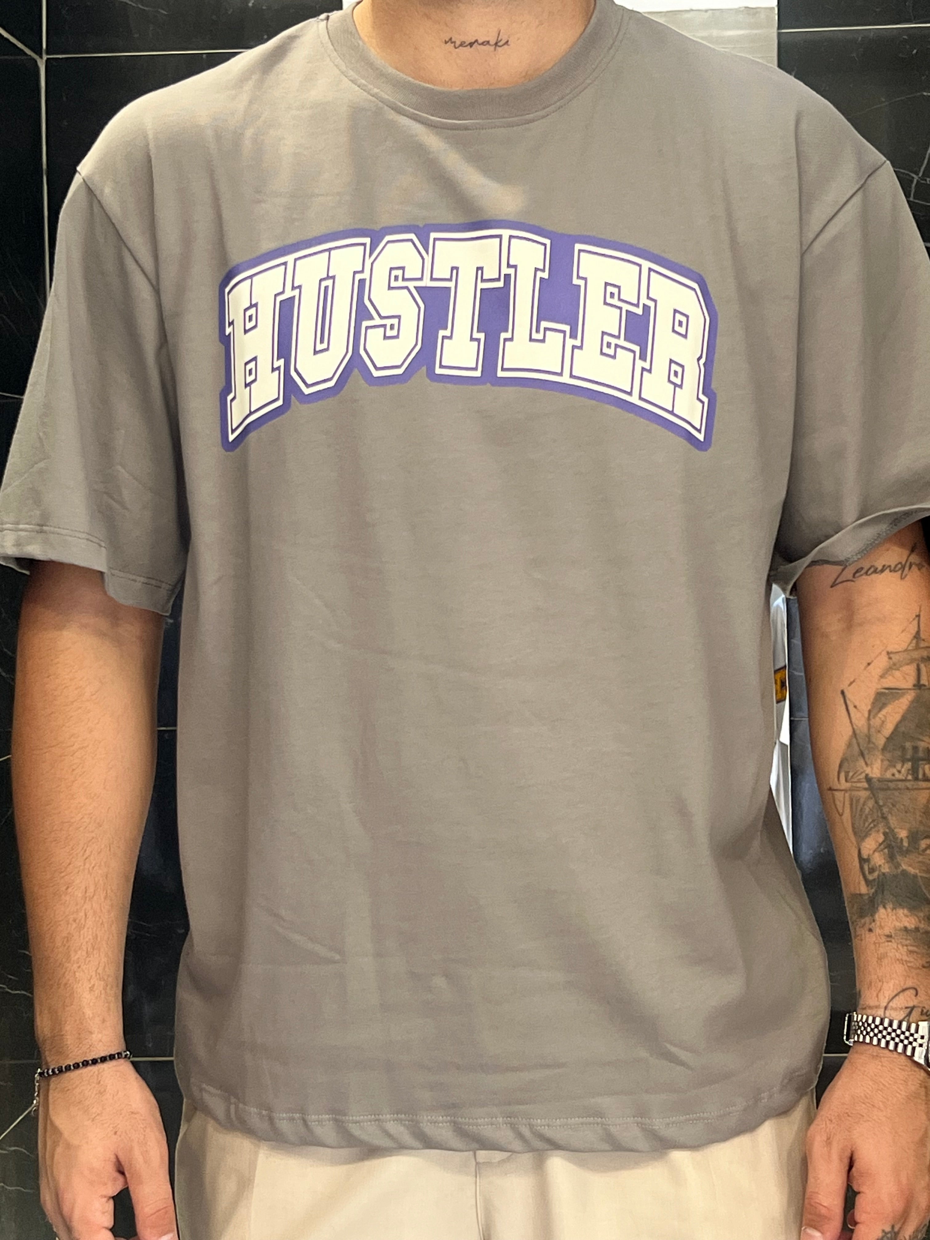 T-shirt hustler •vari colori•