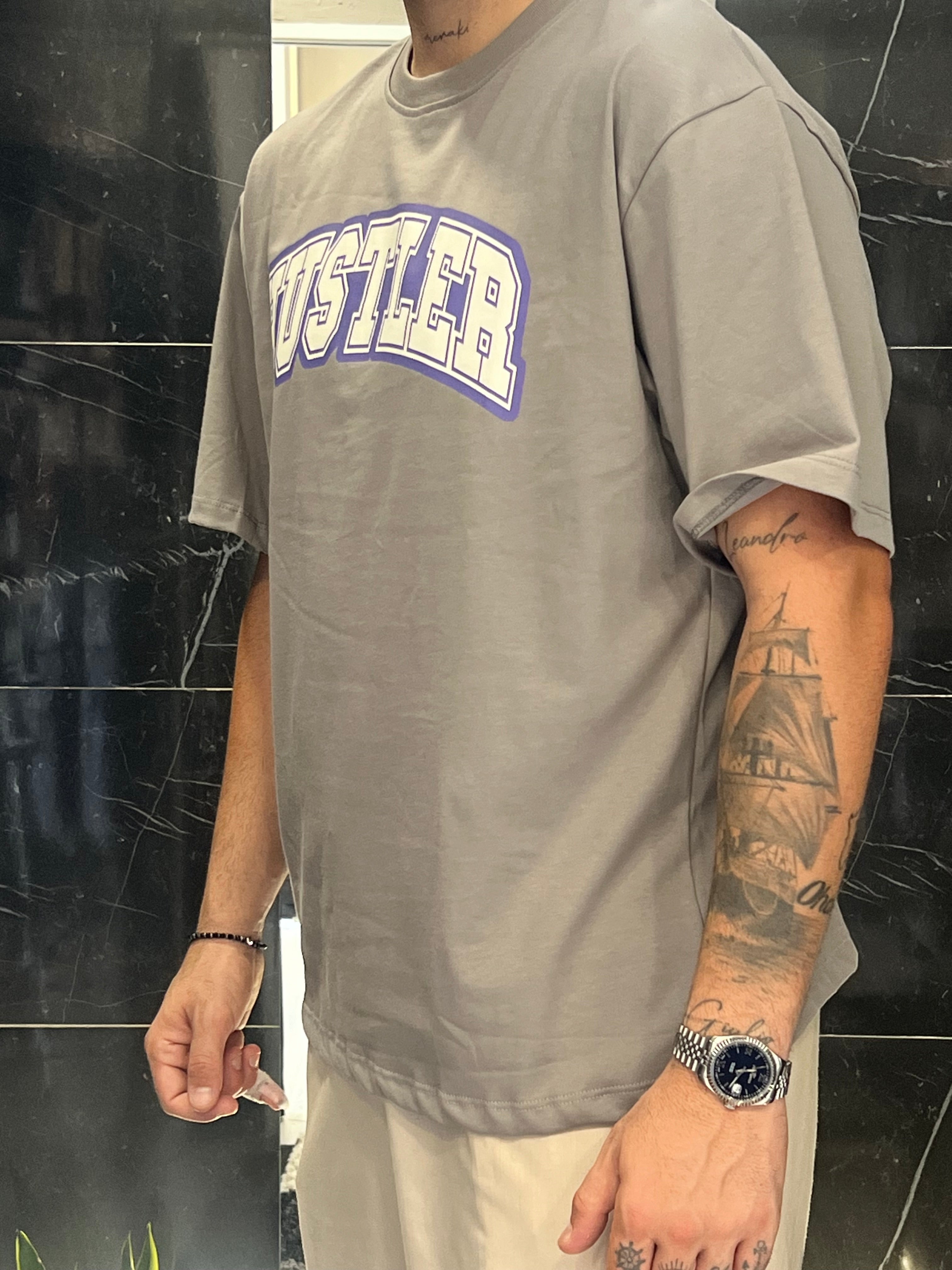 T-shirt hustler •vari colori•